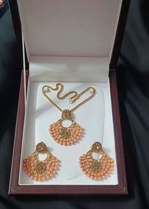 Beautiful Peach Necklace Set With Big Matching Earrings || Grab Now