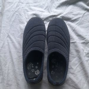 Navy Blue Slip On Casual Shoe For Women Winter