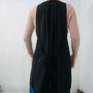 Black Sleeveless blazer