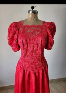 Elegant Red Lace Evening Gown