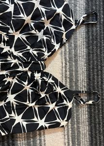 WOMEN H&amp;M TOP STRAPPED AND ADJUSTABLE
