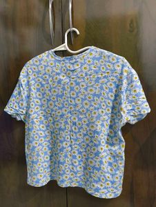 Blue Daisy Print T-Shirt