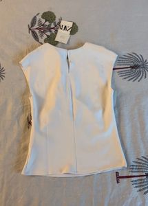 Zara White Sleeveless Ruched Top