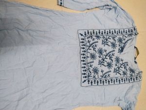 UrtikRed Colour Kurti And Blue Kurt