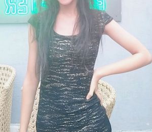 Kasrr Dress - Stylish &amp; Chic