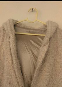 Cozy Sleeveless Hooded Vest