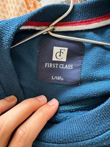 comfy blue oversized sweatshirt
