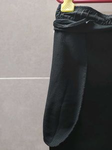 nike black shorts