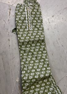 Green & White Printed Kurta Set