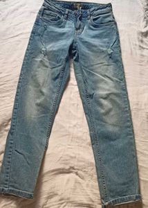 Blue light wash Straight jeans