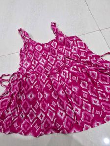 Vibrant Pink Diamond Print Peplum Top
