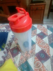 IGNYT Water Bottle( new h )