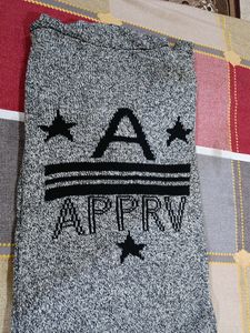 Long Hudded Sweater With Cap Never Used