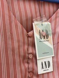 Fashionable Tie-Knot Top
