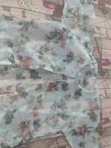 L Size Crop Top With Plazoo And Long Coat Plazo