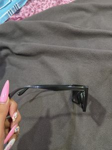 black sunglasses