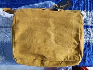 Branded Laptop Bag With Tag