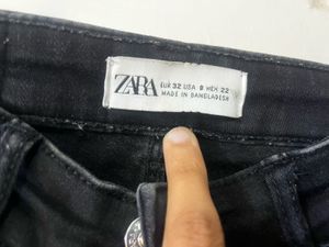 Black Jeans - Stylish &amp; Versatile