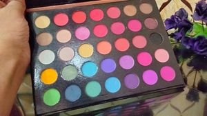 Beauty Glazed Color Studio Eyeshadow Palette