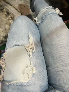 Stylish Light Wash Ripped Jeans