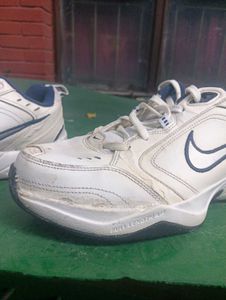 Nike Air Monarch IV Men's Shoes