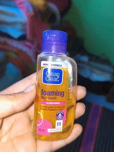 Clean & Clear Foaming Face Wash