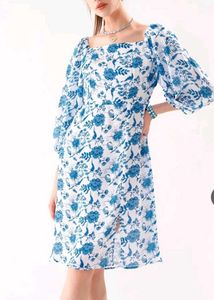 Chic Blue Floral Puff Sleeve Dress