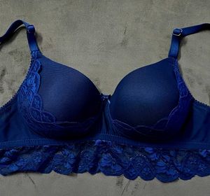 Clovia Navy Blue Lace T-Shirt Bra
