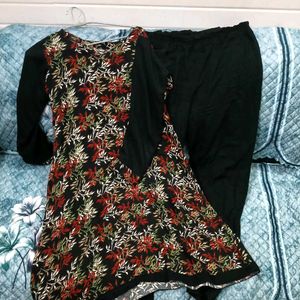 Elegant Kurta Set with Leaf Print 🖤