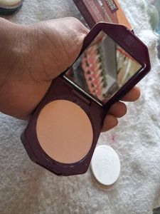 Olivia &amp; OBN Makeup Collection ( beauty combo pack