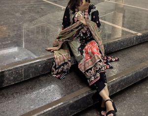 Elegant Printed pakistani Suit