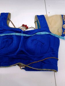 Elegant Embroidered Lehenga Choli Set