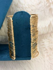 ✨️Premium Gold Wire Cuff Bracelet - Statement ✨️
