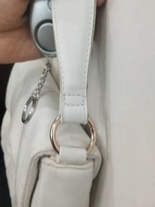 Stylish White Quilted Crossbody Bag