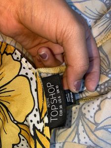 Chic Yellow Floral Print Top
