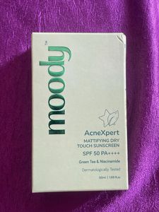 Moody AcneXpert Mattifying Sunscreen SPF 50