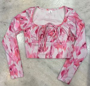 Printed Full Sleeves Crop Top