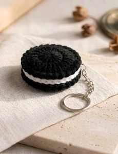 Cute Crochet Oreo Cookie Keychain