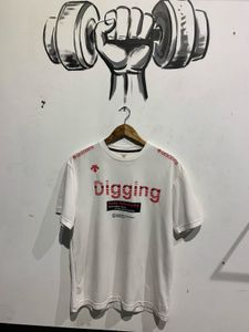 Descente "Digging" Graphic T-Shirt (T544)