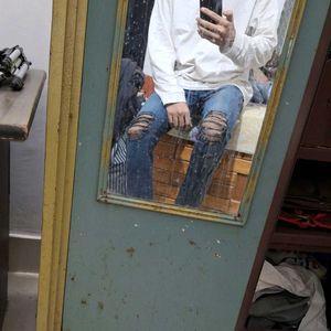 Men's Dark Blue Distressed Jeans – 34" Waist