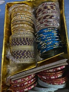 6 Designs Bangles Collection with box