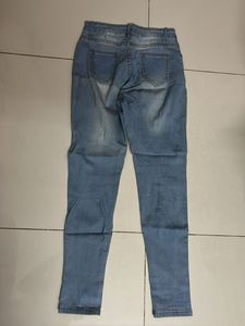 High waist Light Wash Ripped Jeans