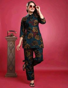 Floral Print Kurta with Pants Set & Free Gift 🎁