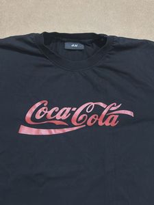 H&amp;M coca cola black oversized Tshirt in new condit
