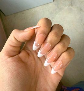 Press On Nails (24pcs)