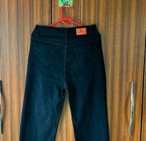 chic dark black jeans