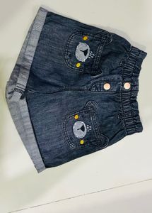 Cute Denim Shorts with Bear Embroidery