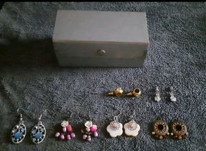 Assorted Earring Collection of 15 pieces with box