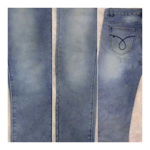 ✅Stylish Light Wash Denim Jeans✅