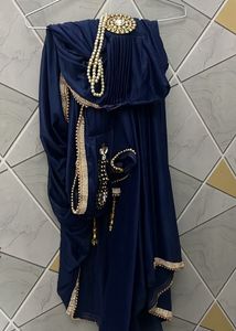 Ready  to wear saree wd blouse n skirt